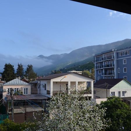Частный Дом У Моря Gagra Exterior photo